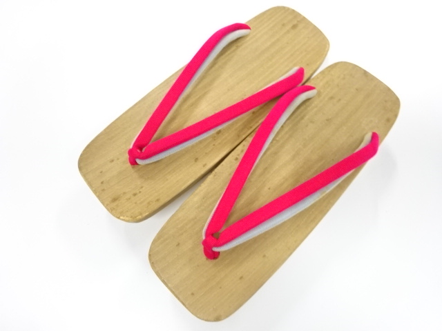 JAPANESE PAULOWNIA GETA (23 cm)